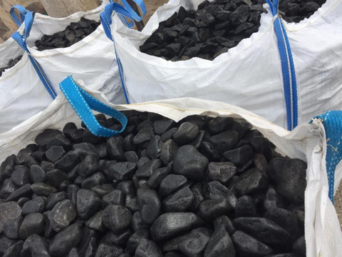 Tumbled Midnight Black Basalt Pebbles