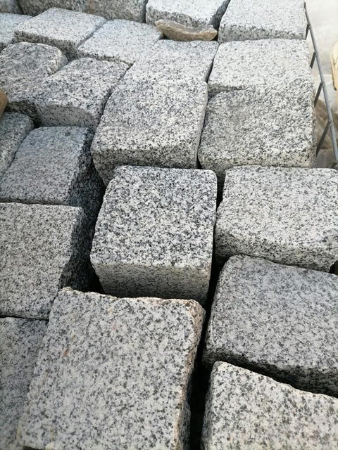 Cubed S&P Granite